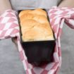 Picture of Vogue Non-Stick Loaf Tin 250mm - GD003