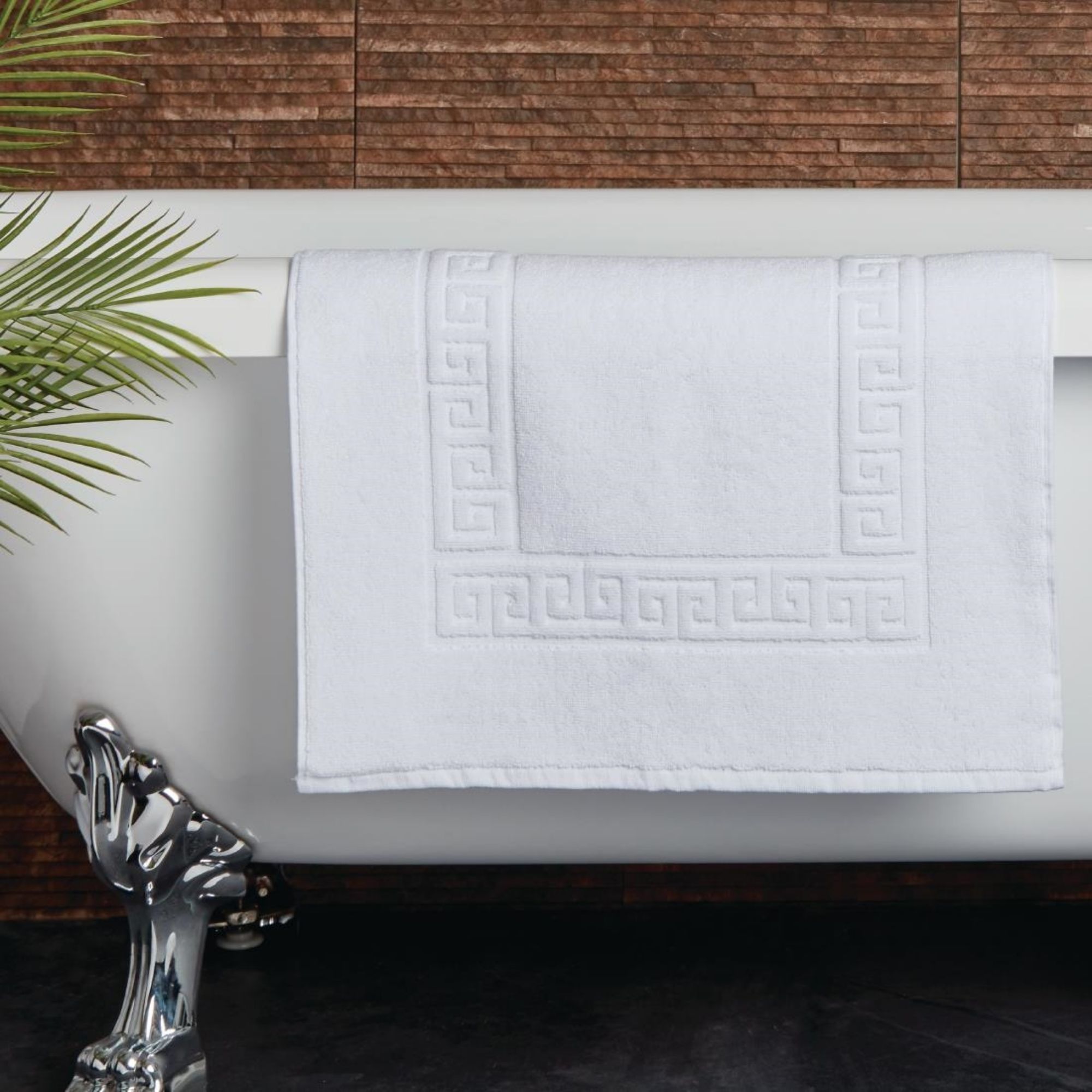 Picture of Mitre Comfort Nova Bath Mat White - GT790