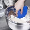Picture of Vogue Plain Plastic Dough Scraper - E401OG
